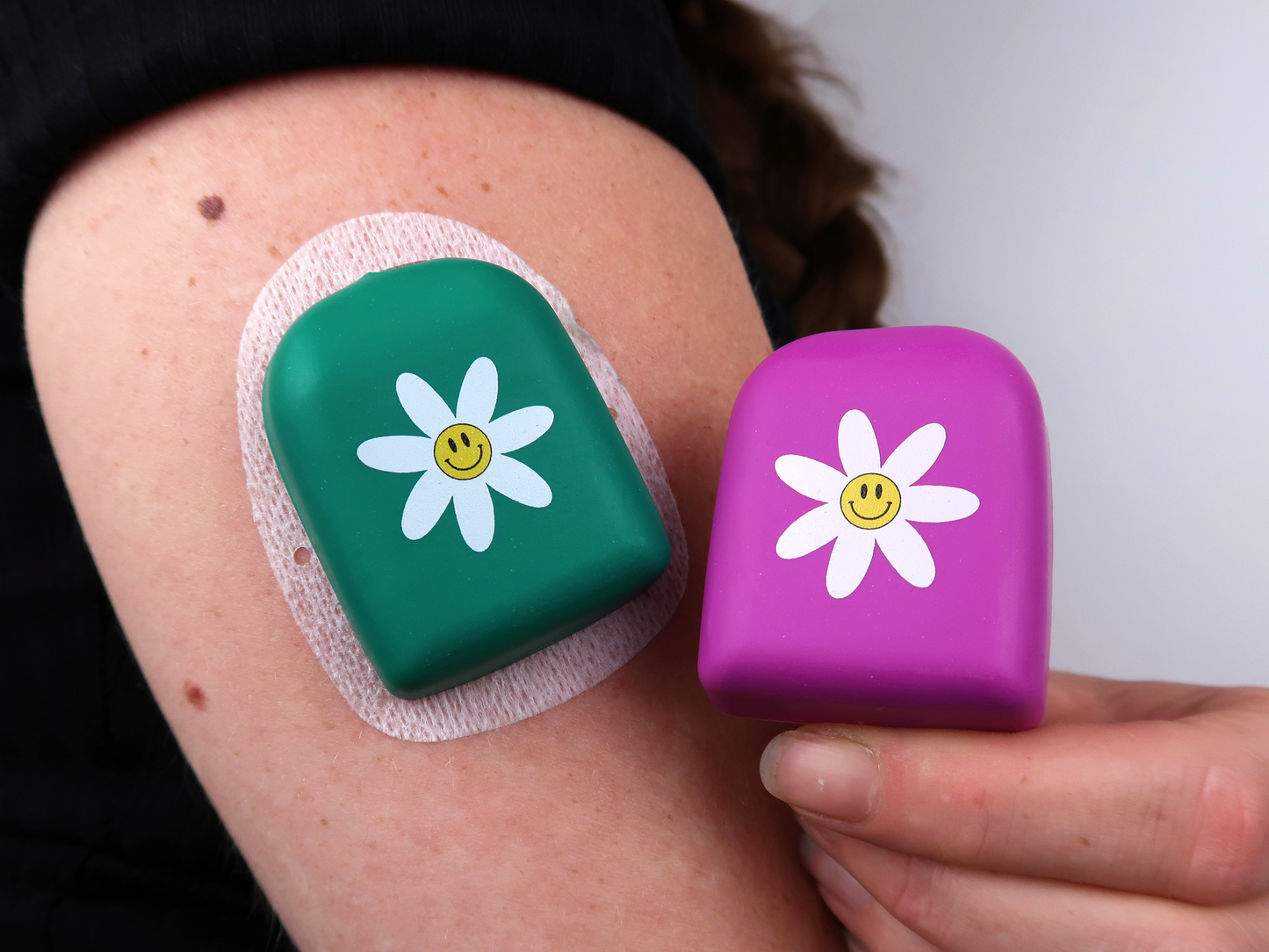 Omnipod Cover - Print - Happy Daisy Fuchsia