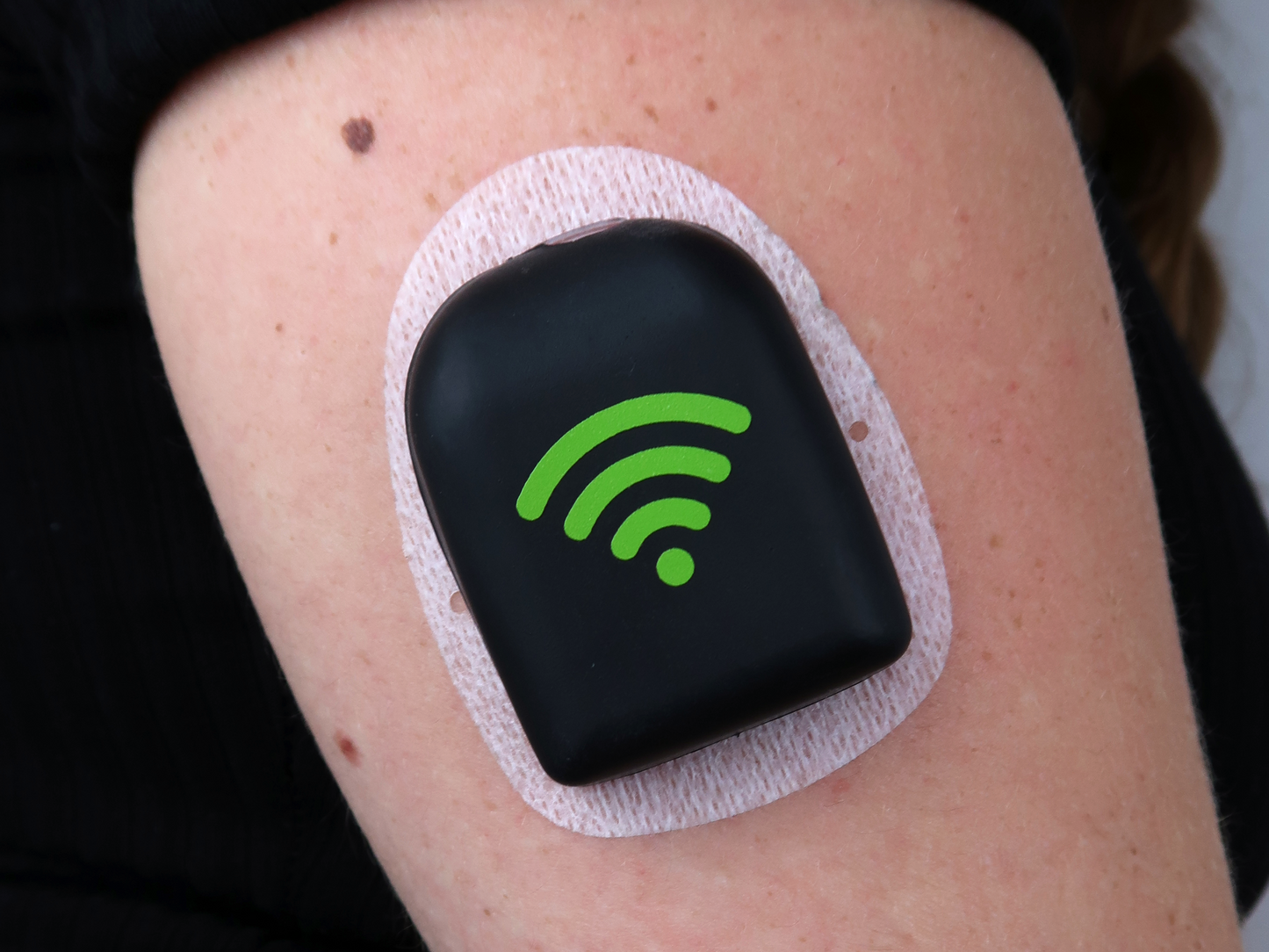 Omnipod Cover - Print - Free Wifi Black