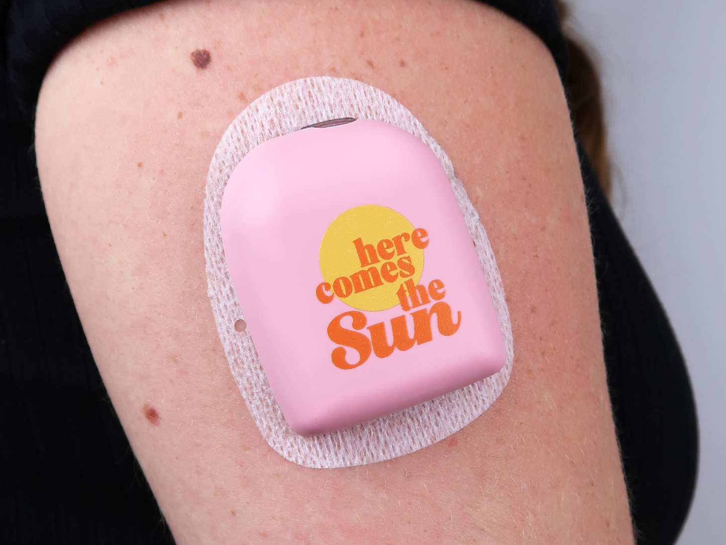 Omnipod Cover - Print - Here Comes The Sun - Light Pink